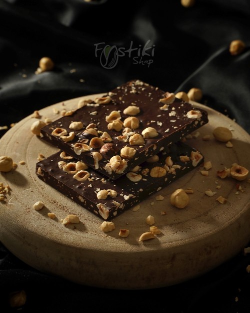 BITTER CHOCOLATE WITH HAZELNUT ΒΙΤTΕR CHOCOLATE WITH 70 % CACAO AND STEVIA OF OUR OWN PRODUCTION